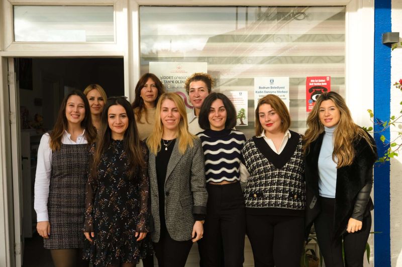 BELEDİYEDEN KADINLARA YÖNELİK DANIŞMANLIK HİZMETLERİ