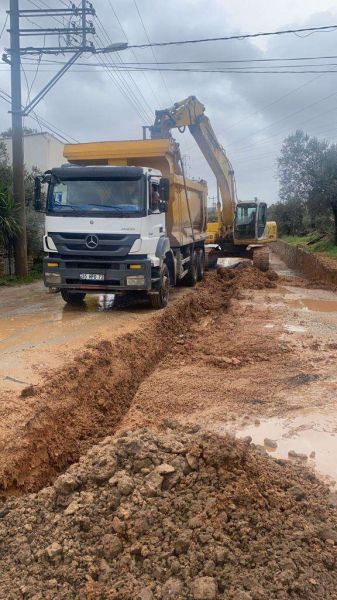 BELEDİYE, KIZILAĞAÇ YOLUNDA ÇALIŞMA BAŞLATTI