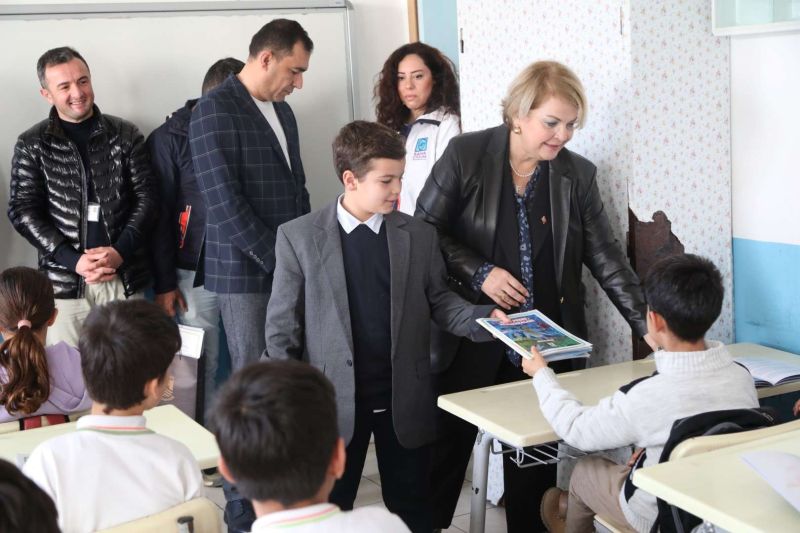 ÇOCUK YAZAR KENAN DEMİR`İN HAYALİ GERÇEK OLDU