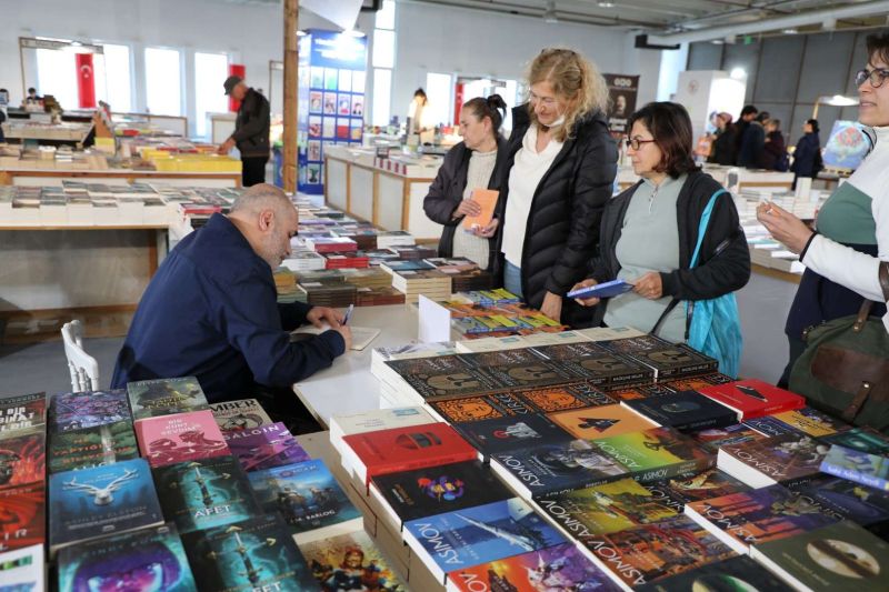 BODRUM KİTAP GÜNLERİ DEVAM EDİYOR