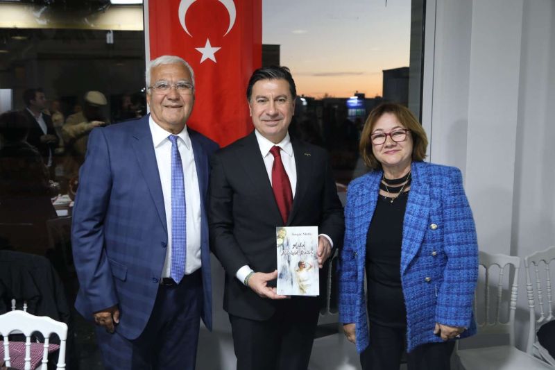 BAŞKAN ARAS, BODRUM KİTAP GÜNLERİNDE