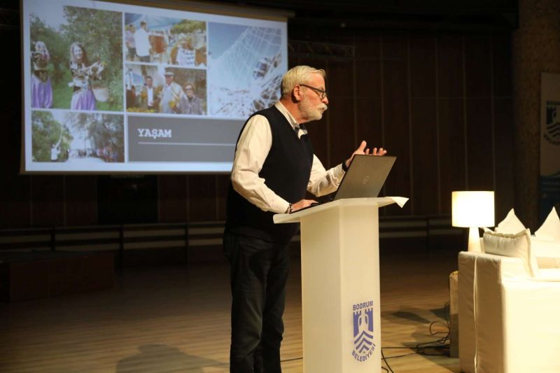 BAŞKAN ARAS, BODRUM KİTAP GÜNLERİNDE