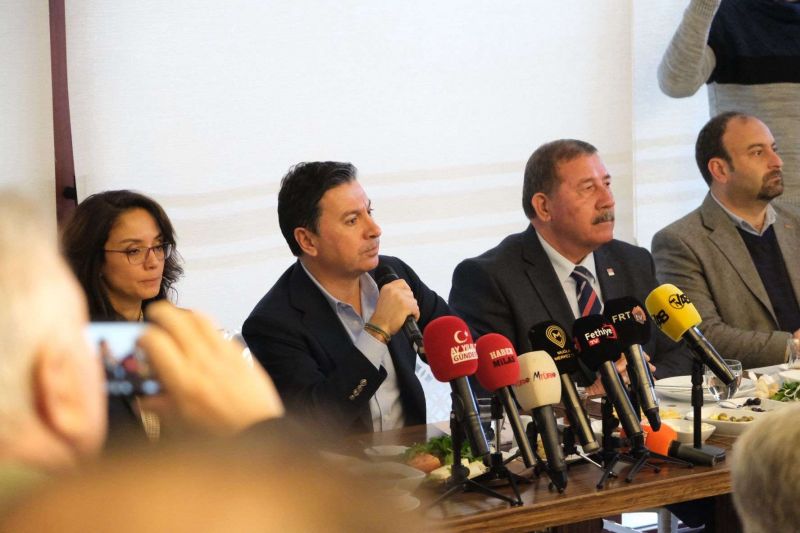 BAŞKAN ARAS, BASIN MENSUPLARIYLA BULUŞTU