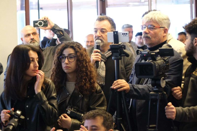 BAŞKAN ARAS, BASIN MENSUPLARIYLA BULUŞTU