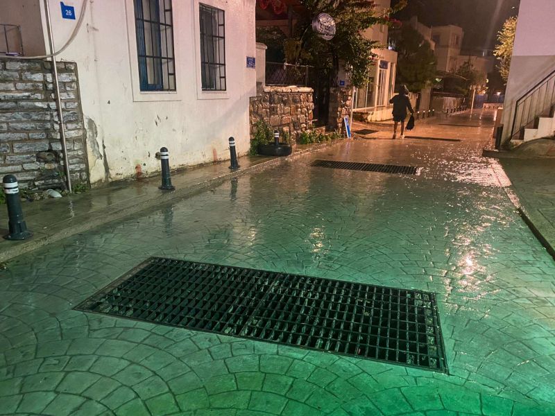 BELEDİYE EKİPLERİ SAHADA