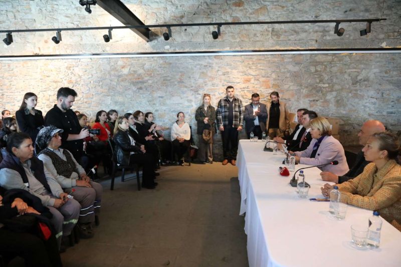 BELEDİYE İŞ SENDİKASI, BODRUM BELEDİYESİ KADIN ÇALIŞANLARIYLA BULUŞTU