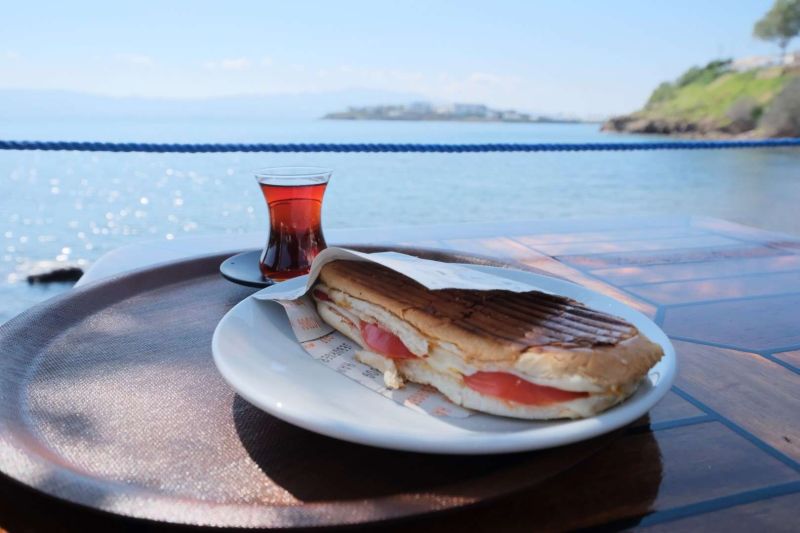 AKYARLAR’A YENİ BELEDİYE KAFE