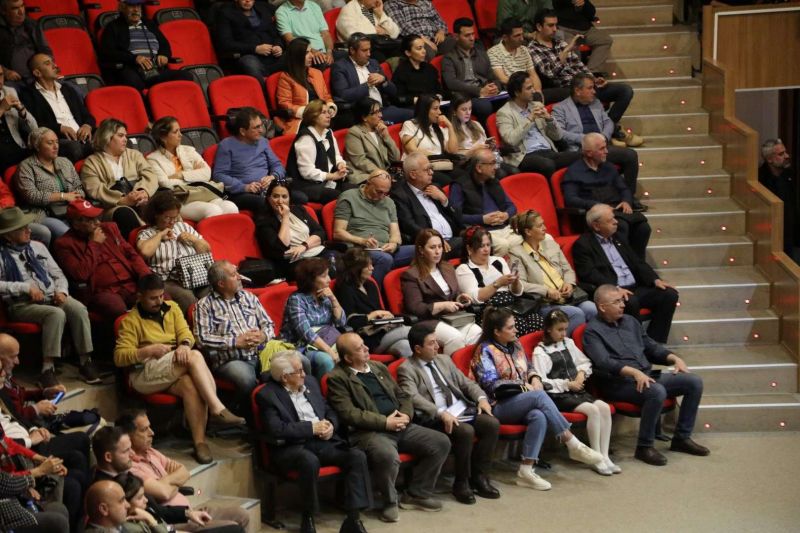 BAŞKAN MANDALİNCİ, 2024 YILI NİSAN AYI MECLİSİNİ AÇTI