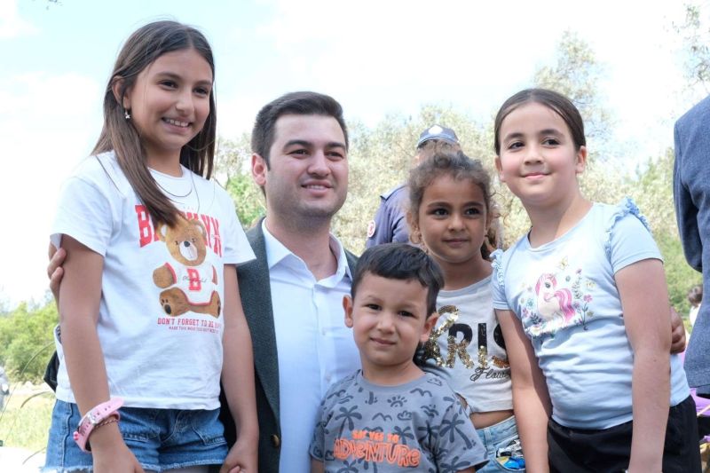 CANLAR ŞENLİĞİNE YOĞUN İLGİ