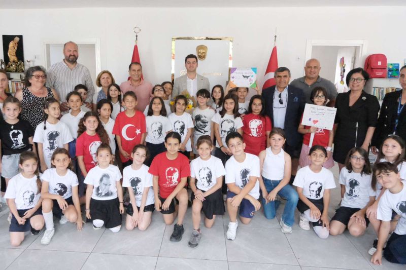 BAŞKAN MANDALİNCİ, CUMHURİYET HALK EVLERİ’NDE ÇOCUKLARLA BULUŞTU