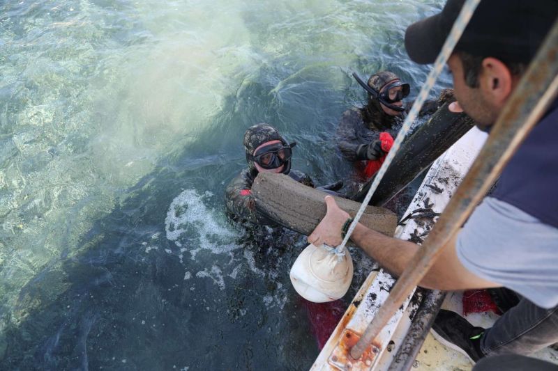 YALIKAVAK’TA DENİZ DİBİ TEMİZLİĞİ