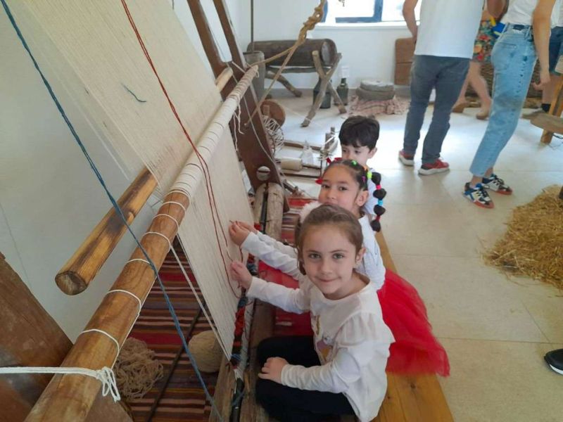 ÖĞRENCİLERDEN TARIM OKULU ZİYARETİ