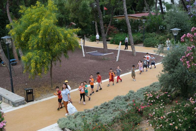 MİNİK ARKEOLOGLAR İŞ BAŞINDA