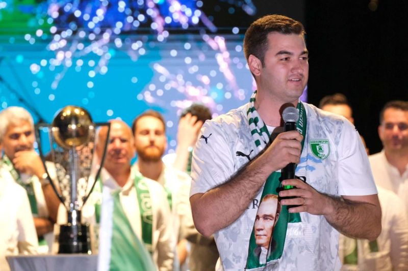 BİNLERCE BODRUMLU, SÜPER LİG’E YÜKSELİŞİ KUTLADI