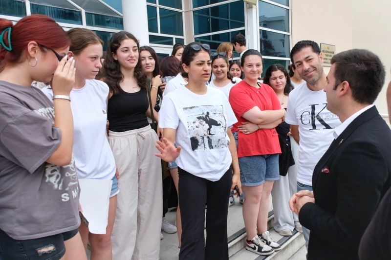 BAŞKAN MANDALİNCİ’DEN MEZUN OLDUĞU OKULA ZİYARET
