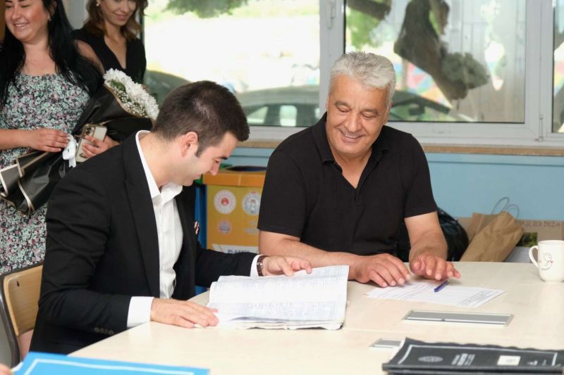 BAŞKAN MANDALİNCİ’DEN MEZUN OLDUĞU OKULA ZİYARET