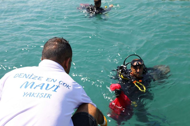 TORBA’DA DENİZ DİBİ TEMİZLİĞİ