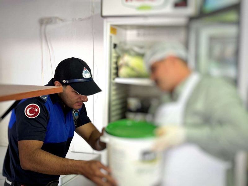 ZABITA EKİPLERİNDEN KANTİN DENETİMİ