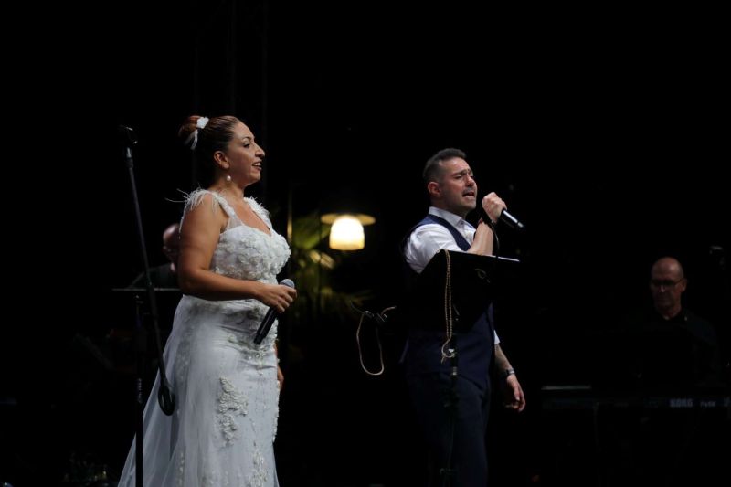 İKİ YAKA, DOSTLUK KONSERİNDE BULUŞTU