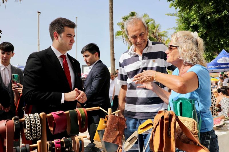 GALA KONSERİNDE ŞEVVAL SAM COŞKUSU