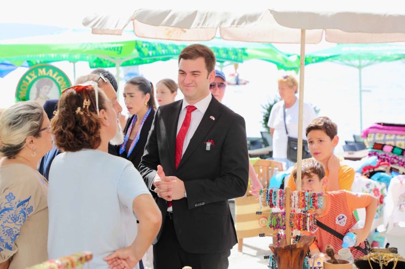 GALA KONSERİNDE ŞEVVAL SAM COŞKUSU