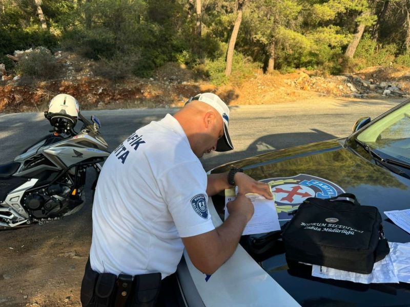 ATTIKLARI ÇÖPLERDEN TESPİT EDİLDİLER