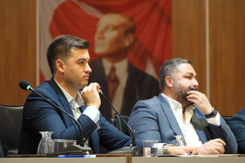 BAŞKAN MANDALİNCİ, MUHTARLARLA BİR ARAYA GELDİ