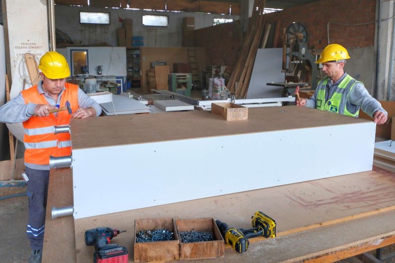 BELEDİYE ATÖLYELERİNDEN TASARRUFLU ÇALIŞMALAR