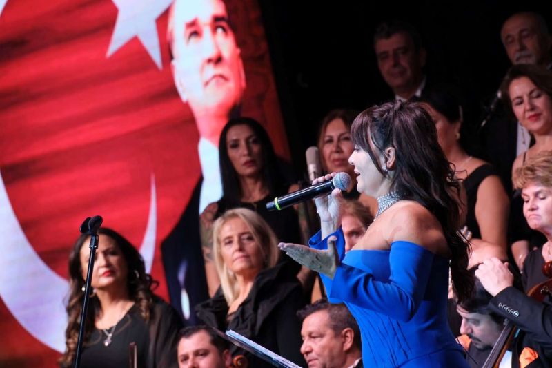 ÖZEL GECEDE “GENÇLER OKUSUN DİYE” BULUŞTULAR