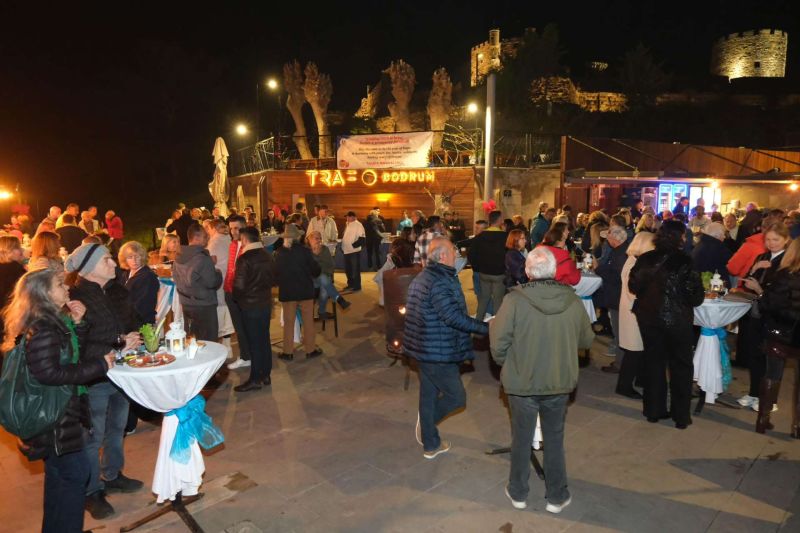 BELEDİYEDEN ULUSLARARASI TOPLULUĞA YENİ YIL KOKTEYLİ