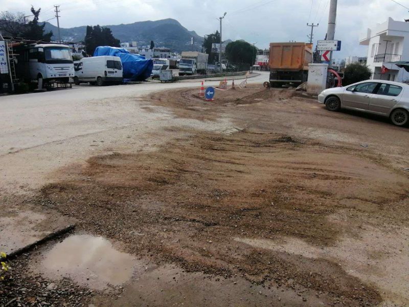 HAFRİYAT KAMYONLARINA BELEDİYEDEN DENETİM