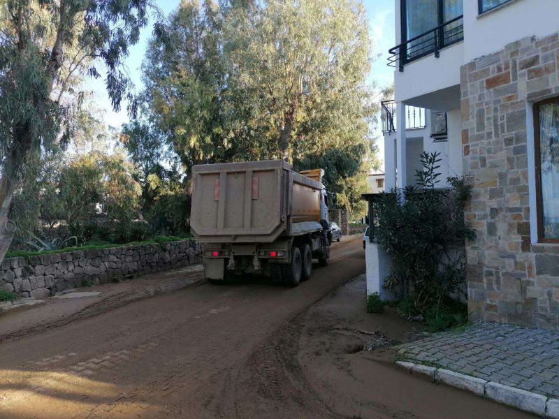 HAFRİYAT KAMYONLARINA BELEDİYEDEN DENETİM