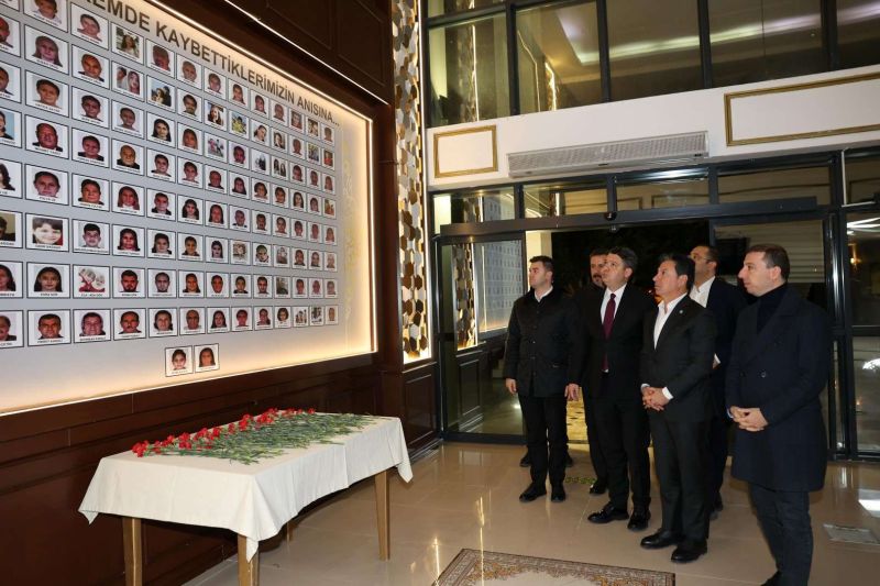 BAŞKAN MANDALİNCİ, BÜYÜK FELAKETİN 2.YILINDA HATAY'DA