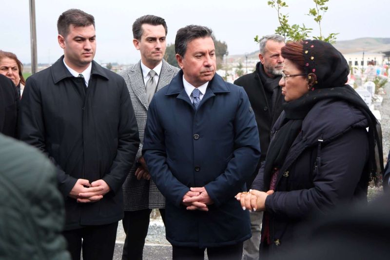 BAŞKAN MANDALİNCİ, BÜYÜK FELAKETİN 2.YILINDA HATAY'DA