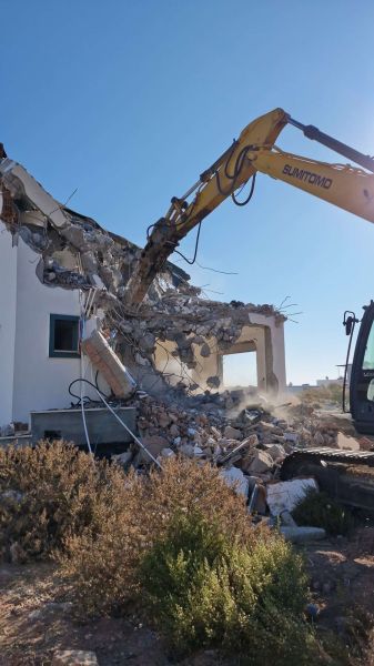 KAÇAK YAPILARLA MÜCADELEYE KARARLILIKLA DEVAM EDİLİYOR