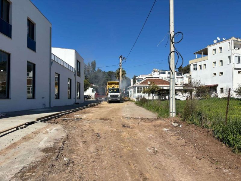 ASFALT ÇALIŞMALARI DEVAM EDİYOR