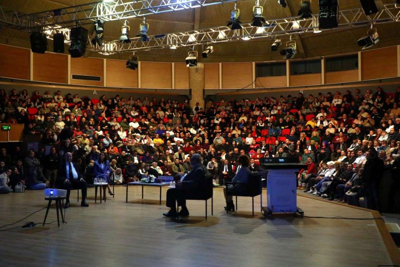 DEPREM PANELİ, YOĞUN İLGİ GÖRDÜ