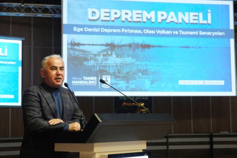 DEPREM PANELİ, YOĞUN İLGİ GÖRDÜ