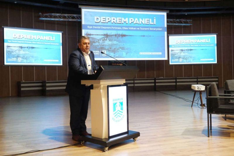 DEPREM PANELİ, YOĞUN İLGİ GÖRDÜ