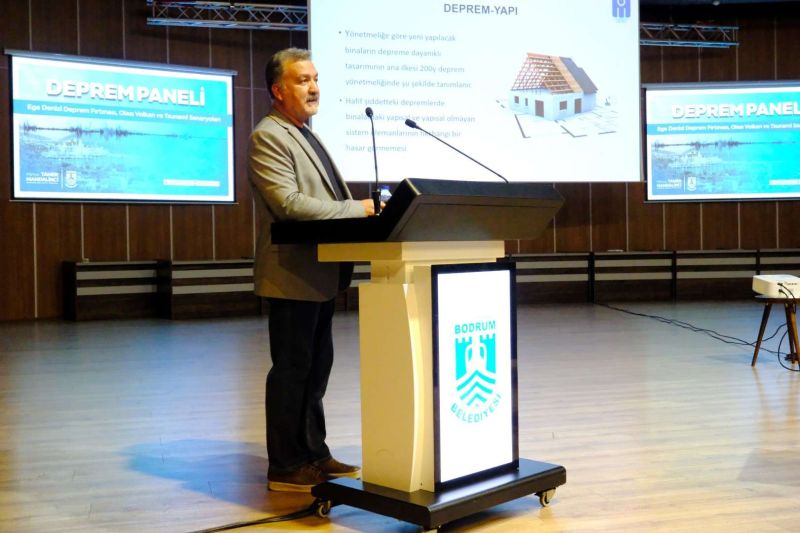 DEPREM PANELİ, YOĞUN İLGİ GÖRDÜ