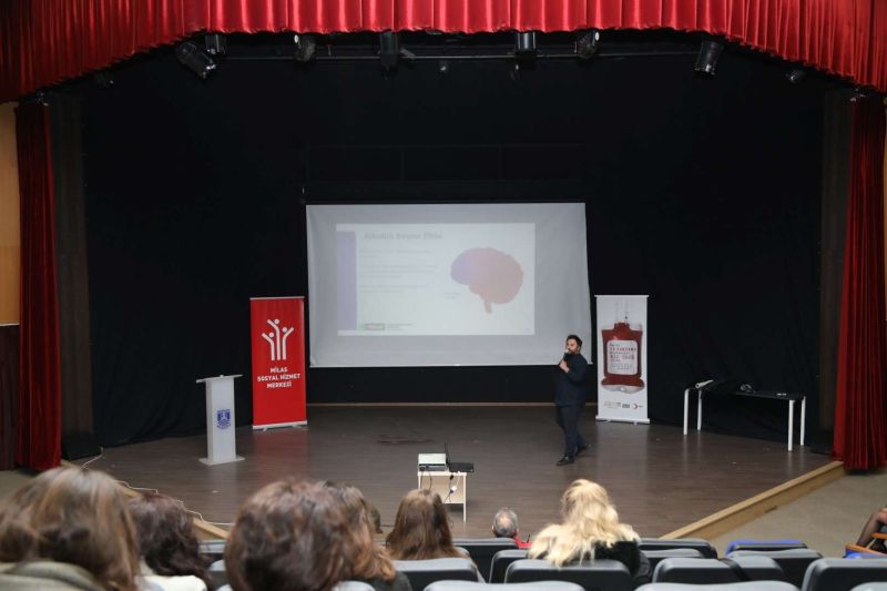 BELEDİYEDEN PERSONELLERE KAN BAĞIŞI VE KÖK HÜCRE İLE BAĞIMLILIK EĞİTİMİ