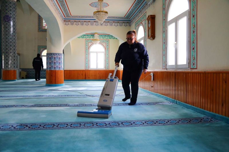 BODRUM BELEDİYESİNDEN RAMAZAN ÖNCESİ CAMİ TEMİZLİĞİ