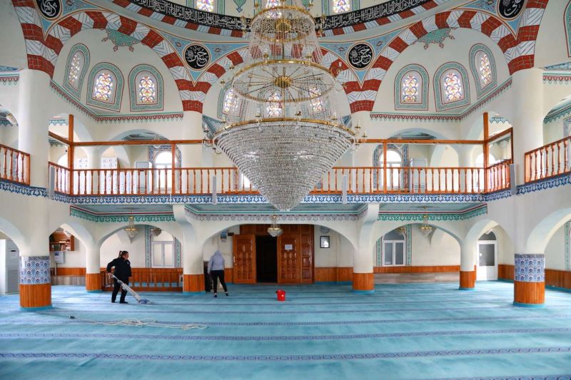 BODRUM BELEDİYESİNDEN RAMAZAN ÖNCESİ CAMİ TEMİZLİĞİ