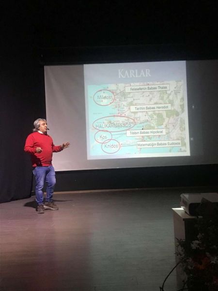 BELEDİYENİN KÜLTÜR SÖYLEŞİLERİ BAŞLADI