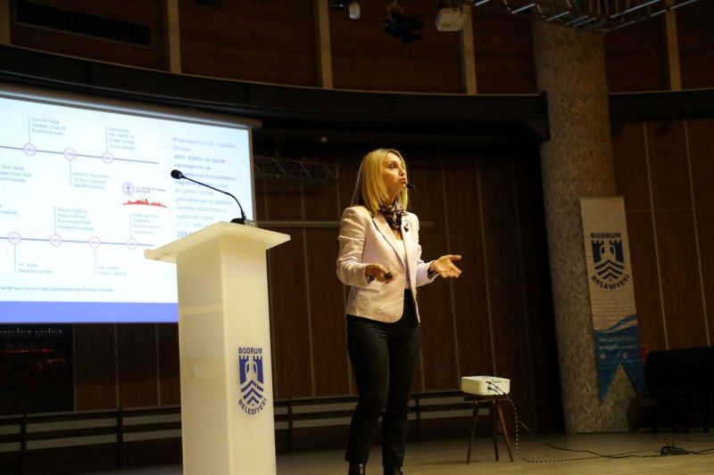 BELEDİYENİN KÜLTÜR SÖYLEŞİLERİ BAŞLADI