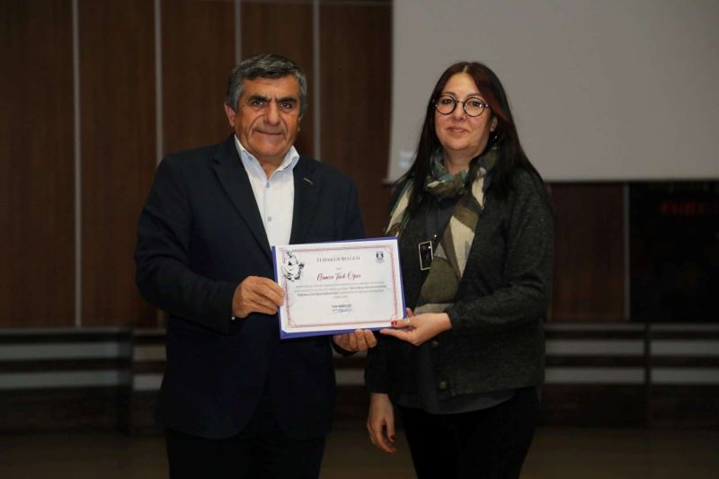 BELEDİYENİN KÜLTÜR SÖYLEŞİLERİ BAŞLADI