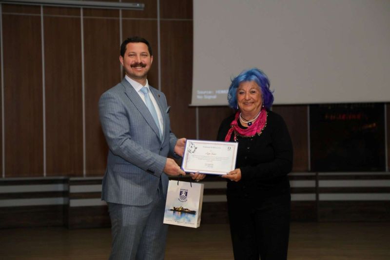 BELEDİYENİN KÜLTÜR SÖYLEŞİLERİ BAŞLADI