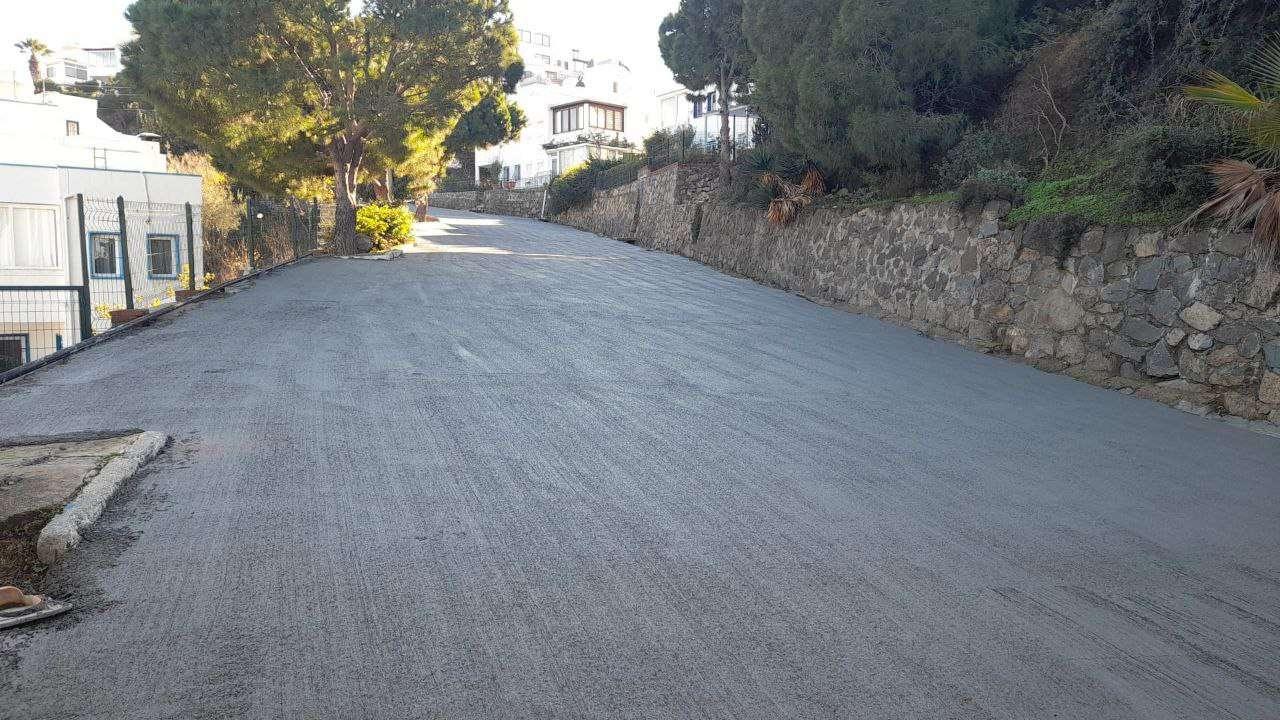 KOYUNBABA MAHALLESİ ZAMBAK SOKAK BETON YOL ÇALIŞMALARI TAMAMLANDI