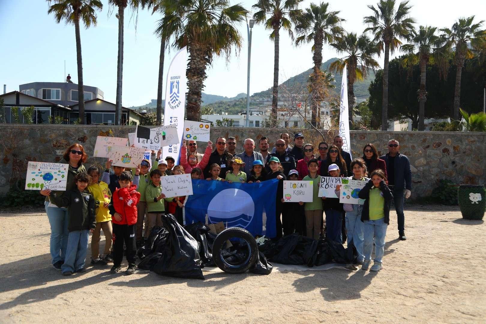 DENİZ ÇÖPÜ İZLEME ETKİNLİĞİ DÜZENLENDİ