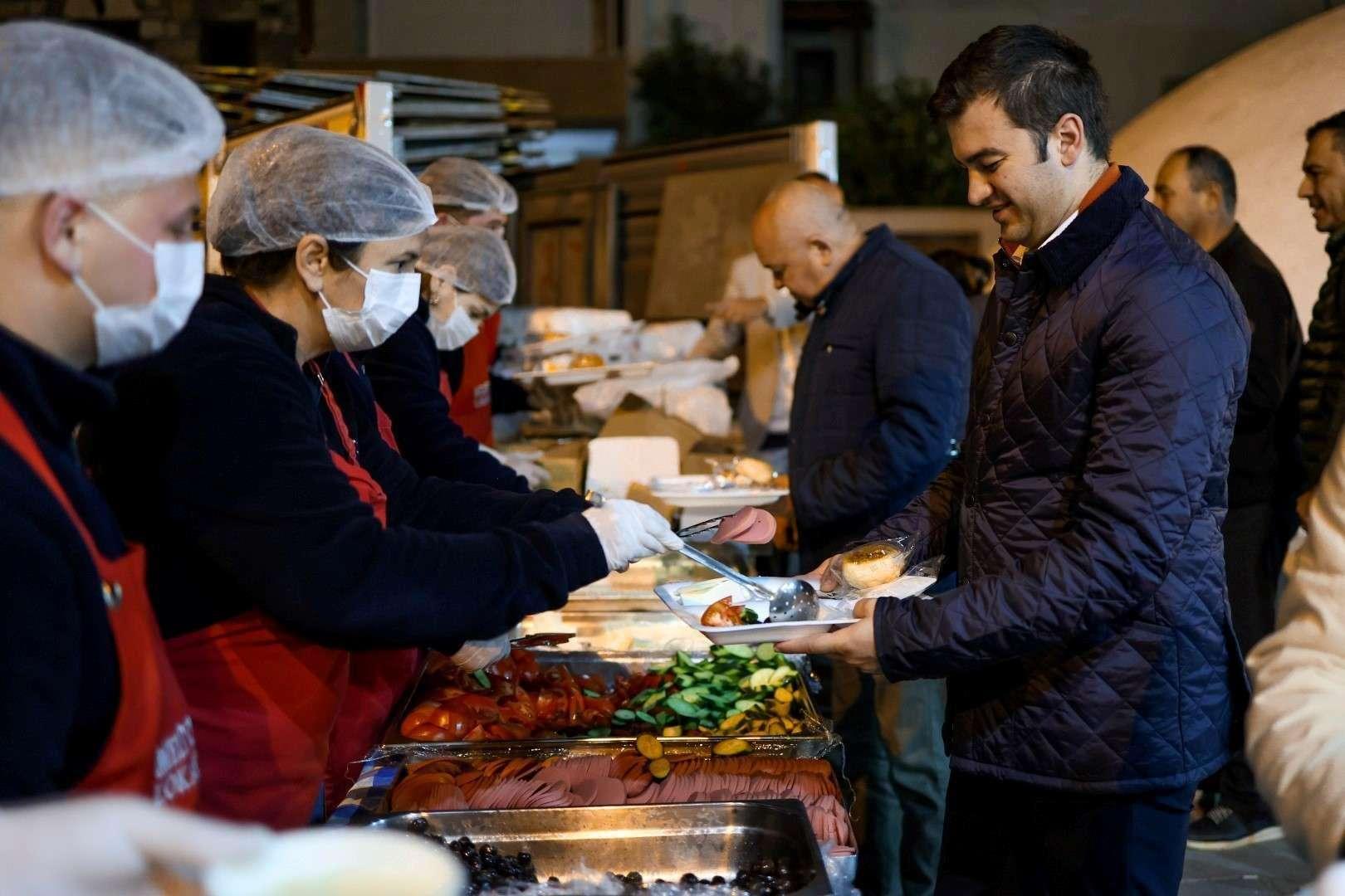 GELENEKSEL İFTAR YEMEKLERİ VE SAHUR YEMEĞİ DÜZENLEDİK
